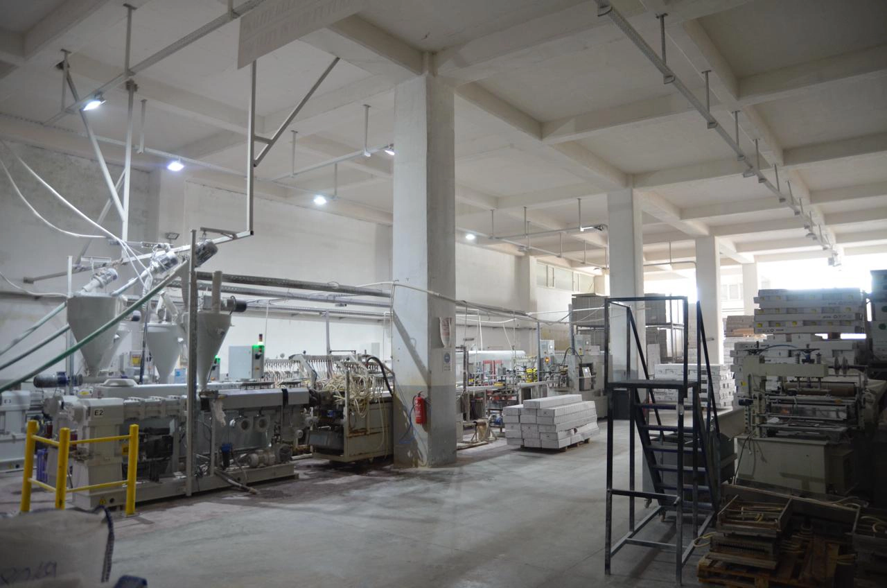 SB Plastic & Electric